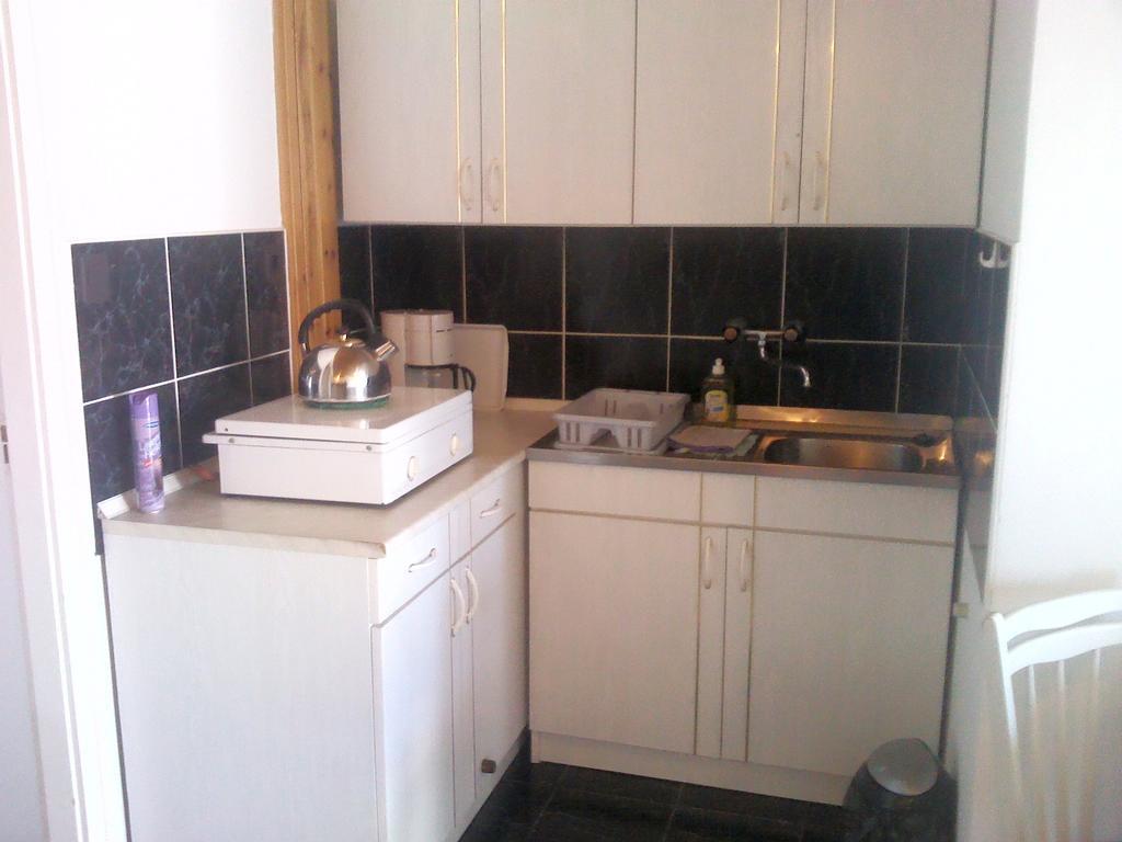 Napfeny Apartment Кестхей Номер фото